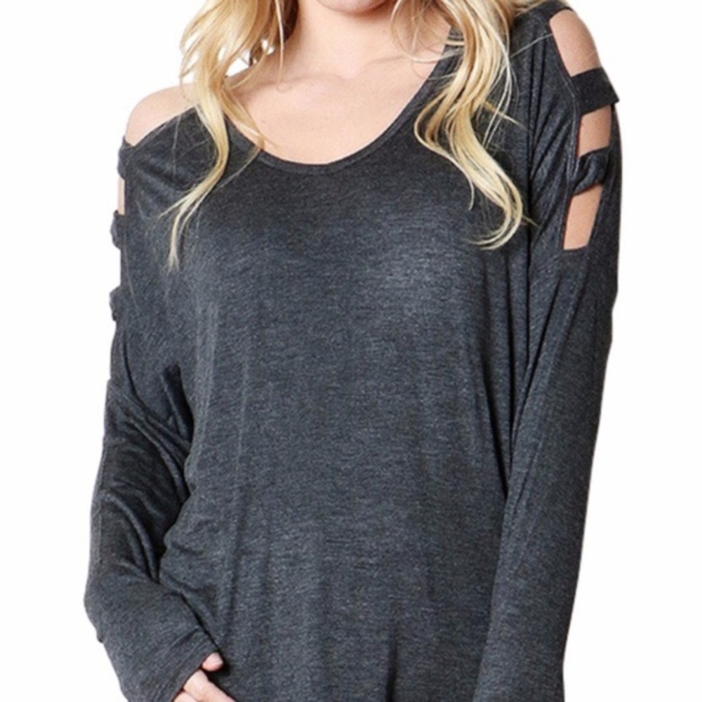 NWOT cream zenana outfitters top